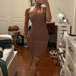 Aritzia Sculpt Knit Strapless Dress